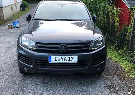 VW Touareg Volkswagen 3.0 V6 TDI Blue Motion DPF Automatik