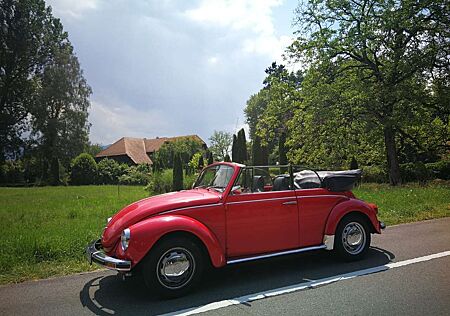 VW Käfer Volkswagen Cabrio 1302 LS Oldtimer