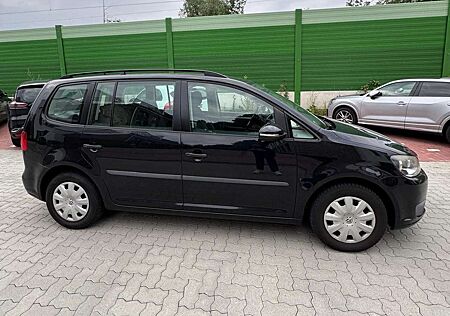 VW Touran Volkswagen 1.6 TDI DPF DSG Trendline