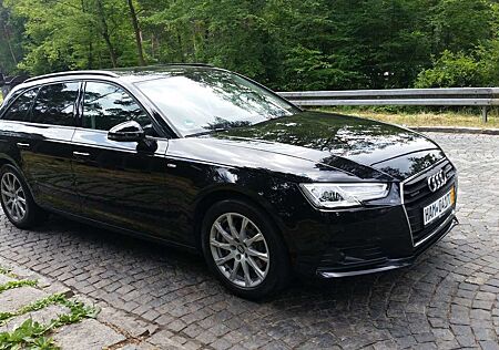 Audi A4 quattro basis
