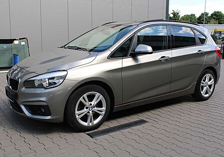 BMW 218 d Aut. Active Tourer Navi/AHK/Panorama/SHZ