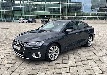 Audi A3 30 TDI advanced AHK WR Navi