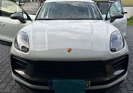 Porsche Macan T PDK