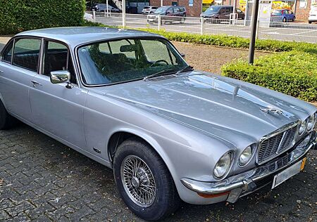 Jaguar XJ6 4.2