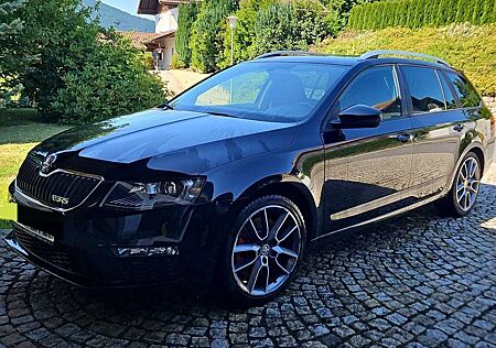 Skoda Octavia Combi 2.0 TSI (Green tec) RS