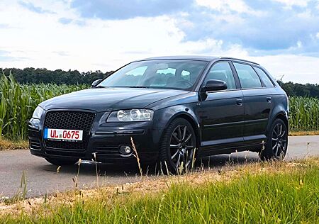 Audi A3 Sportback 2.0 TFSI Ambition quattro