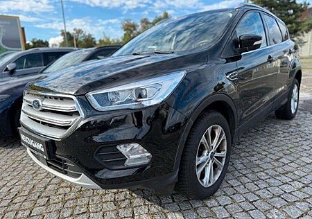 Ford Kuga Titanium 4x4 AHK NAVI LEDER SHZ LHZ BIXENON