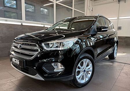 Ford Kuga Titanium 4x4 AHK NAVI LEDER SHZ LHZ BIXENON