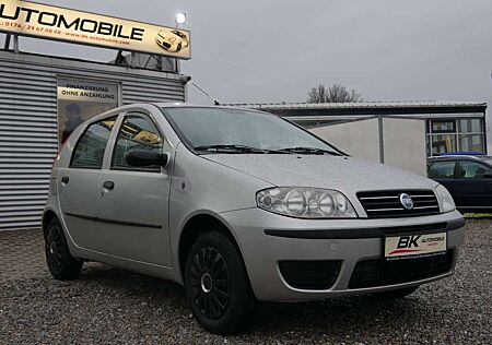 Fiat Punto 1.2 TÜV,- Kundendienst Neu Zahnriemen Neu Klima