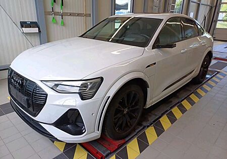 Audi e-tron SPORTBACK S DIG-MTRX/ACC/HuD/PANO/S-SITZE