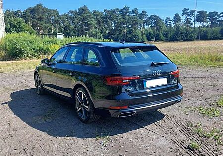 Audi A4 45 TFSI quattro sport