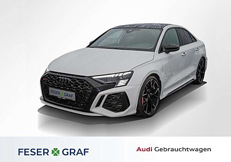 Audi RS3 Limo Vmax280/Matrix/Leder/HuD/B&O/Pano/ACC