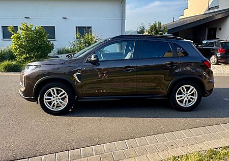 Mitsubishi ASX 2.0 4WD CVT Spirit+ | Anhänger + A/T Bereifung
