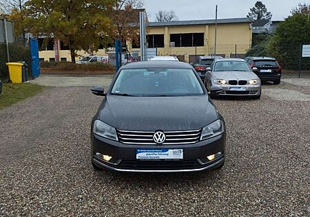 VW Passat Volkswagen 1.8 TSI Highline.Klima.Leder.Sitzheizung.