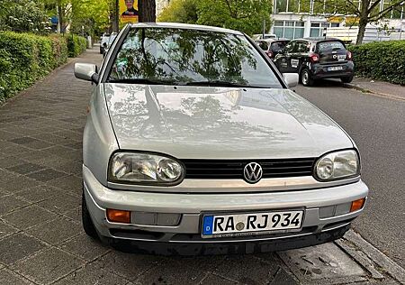 VW Golf Volkswagen 1.8 Automatik