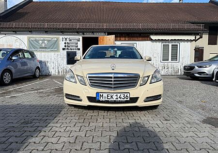 Mercedes-Benz E 200 - CDI BlueEfficiency-Klima-El.Fh-TÜV Neu