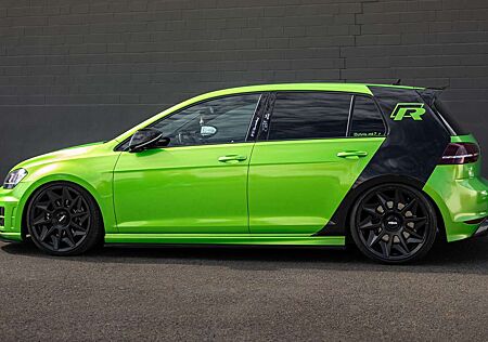 VW Golf Volkswagen R 4Motion BlueMotion Technology DSG