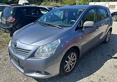 Toyota Verso Travel