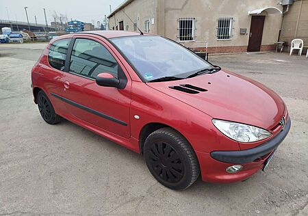 Peugeot 206 78000 km // Klima / 1. Hand