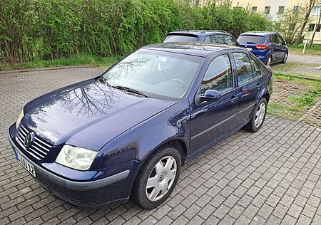 VW Bora Volkswagen 1.6