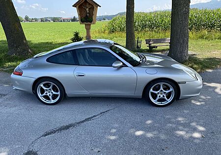 Porsche 996 911 Carrera