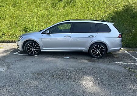 VW Golf Variant Volkswagen 1.6 TDI BlueMotion Technology DSG Trendline