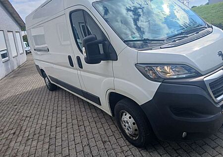 Peugeot Boxer +333+BlueHDi