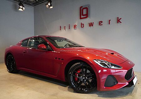 Maserati GranTurismo MC Stradale*1Hd-U-frei-BRD*erst 7tkm*Italian Red