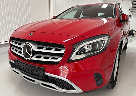 Mercedes-Benz GLA 180 /LED/Navi/Automatik/18"
