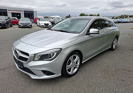 Mercedes-Benz CLA 200 CLA 200CDI*XENON*Panoramadach*Distronic*AHK*Kamera