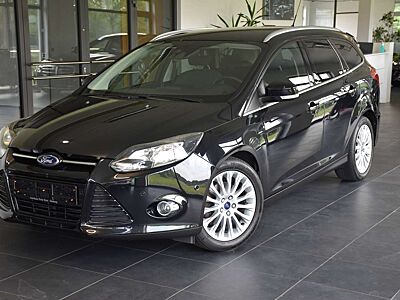 Ford Focus Titanium 1.6 ECOBOOST SCTI"NAVI"AHK"R.KAMERA"KEYL-GO"