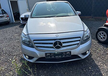 Mercedes-Benz B 180 (246.242) NAVI