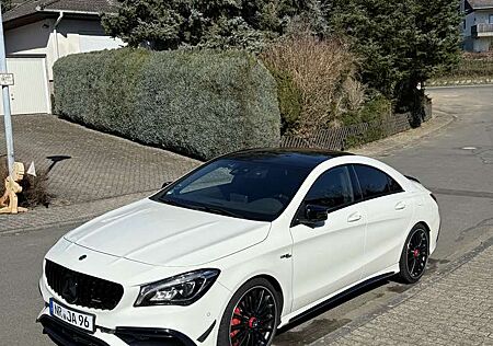 Mercedes-Benz CLA 45 AMG