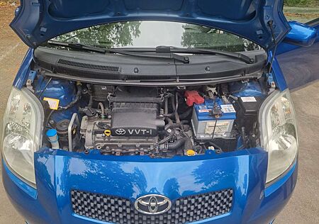 Toyota Yaris 1.3 VVT-i Multi Mode Executive