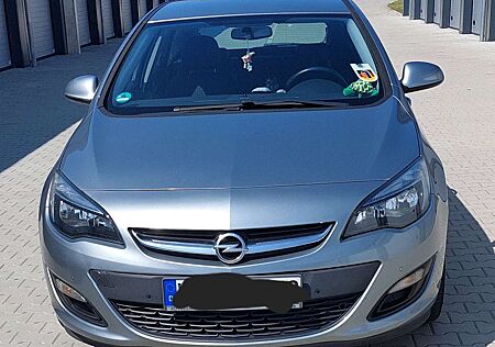 Opel Astra 1.6 Exklusiv