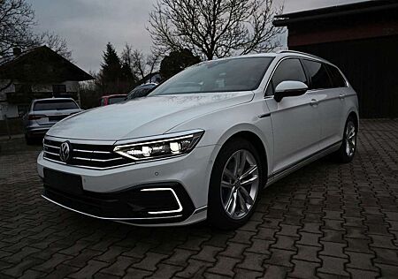 VW Passat Variant Volkswagen GTE/AHK/Pano/ fast Vollausstg./R Line/ Lenkradheiz