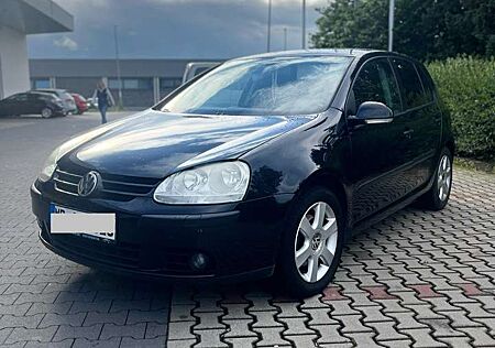 VW Golf Volkswagen 2.0 FSI 4Motion Comfortline