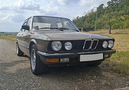 BMW 525i 525