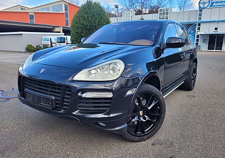 Porsche Cayenne Turbo Black °Panoramadach/BOSE°