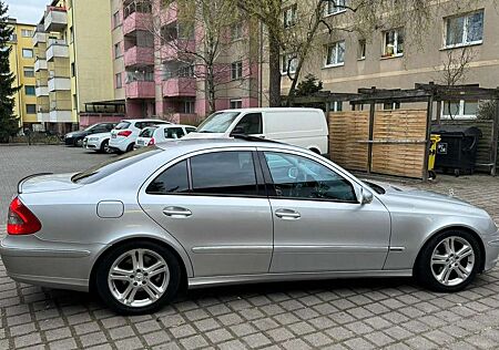 Mercedes-Benz E 200 Kompressor Automatik Avantgarde
