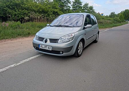 Renault Scenic 2.0 16V ....ganz neu Tüv.... viele neuteile