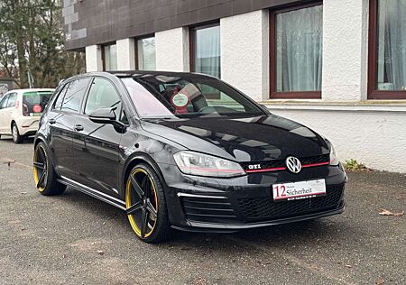 VW Golf Volkswagen VII Lim. GTI BMT / TÜV NEU /