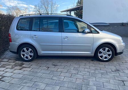 VW Touran Volkswagen Goal. Navi, Top Zustand. Aus-1 Hand.