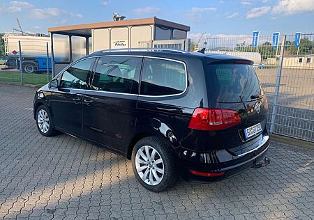 VW Sharan Volkswagen 2.0 TDI BlueMotion Technology Highline