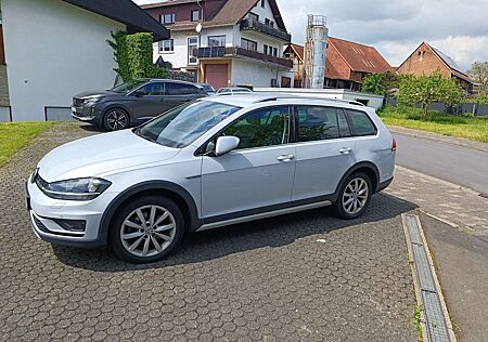 VW Golf Volkswagen Alltrack 1.8 TSI 4Motion (BMT) DSG