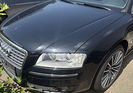 Audi A8 3.2 FSI