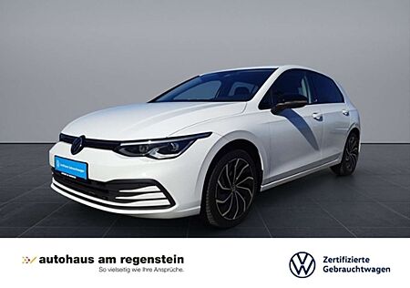 VW Golf Volkswagen VIII 1.5eTSI DSG LED+/Navi/ACC/Kamera