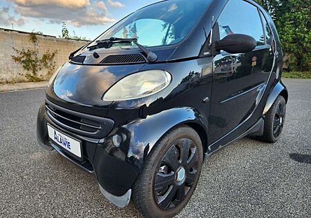 Smart ForTwo Pure 0,8cdi 30kW Halbautomatik Klima ohne Tüv