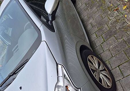 Peugeot 208 PureTech 82 ETG5 Stop & Start Active