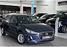Hyundai i30 Select*2.Hd*LED-T*PDC*Spurhalte*Tüv 09/2025